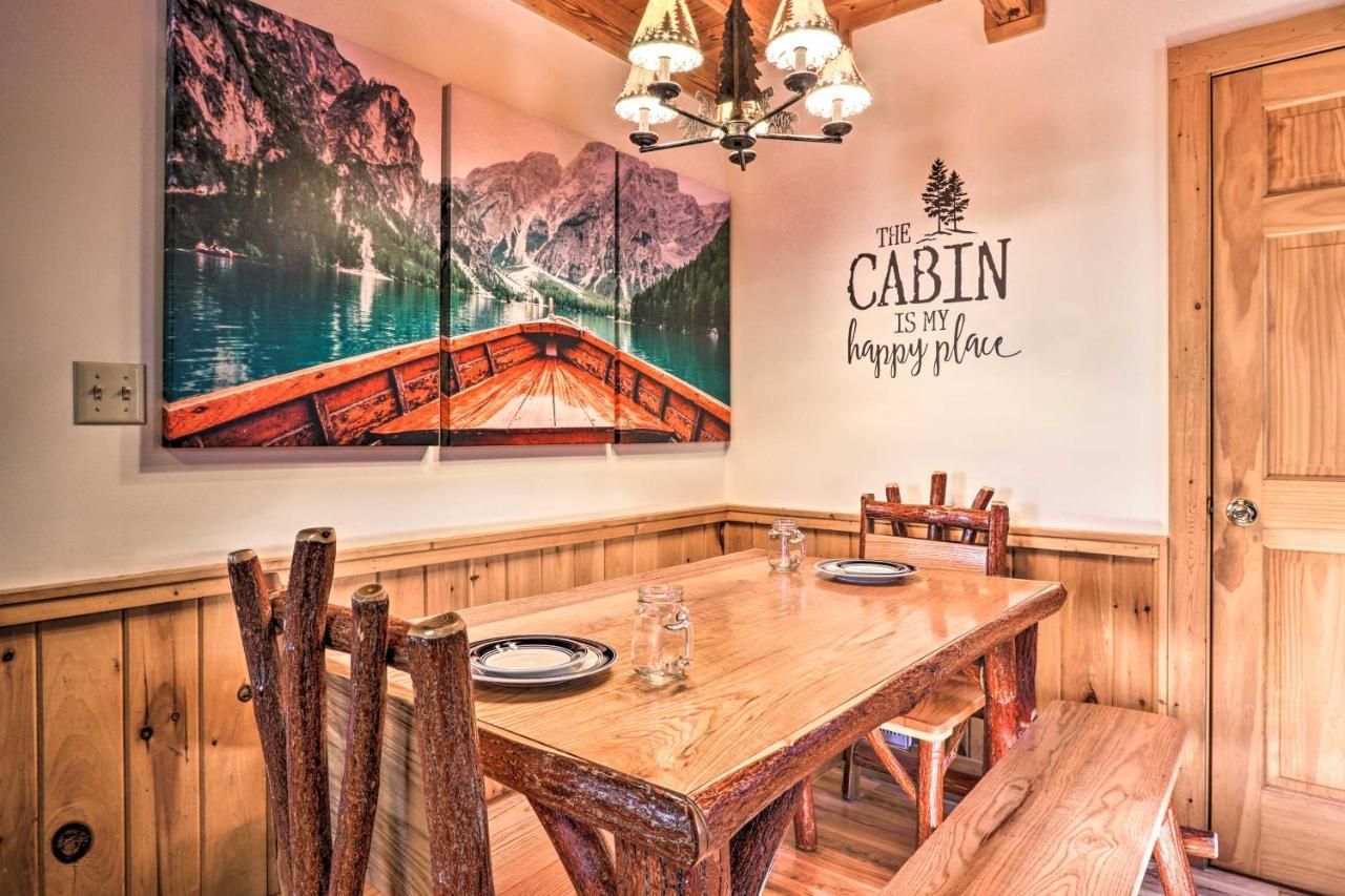 Cozy Cabin With Hot Tub In The Heart Of Pigeon Forge Villa Esterno foto