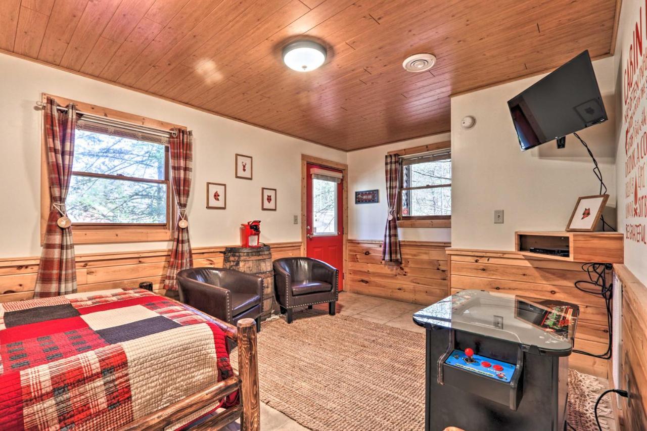 Cozy Cabin With Hot Tub In The Heart Of Pigeon Forge Villa Esterno foto