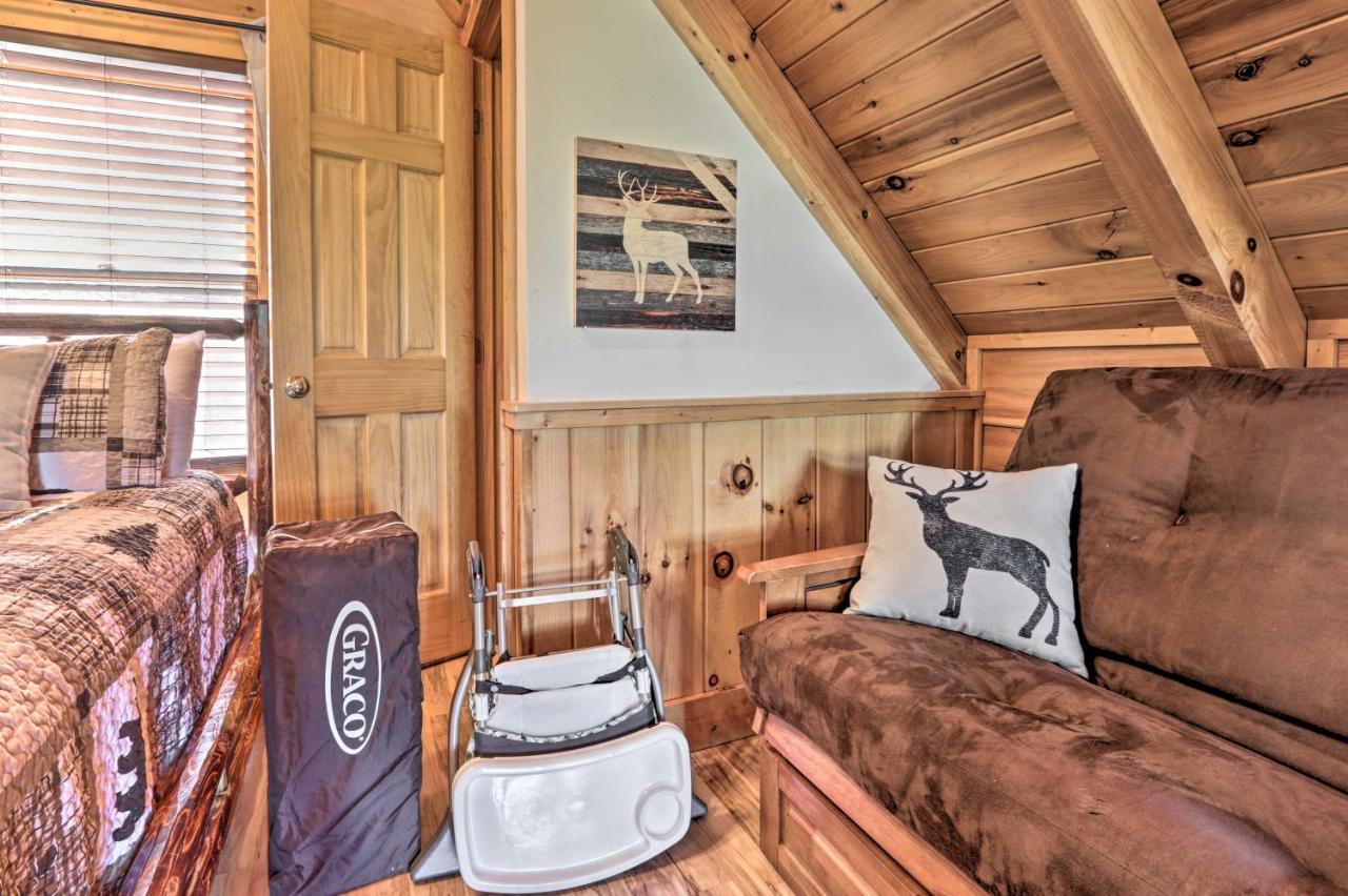 Cozy Cabin With Hot Tub In The Heart Of Pigeon Forge Villa Esterno foto