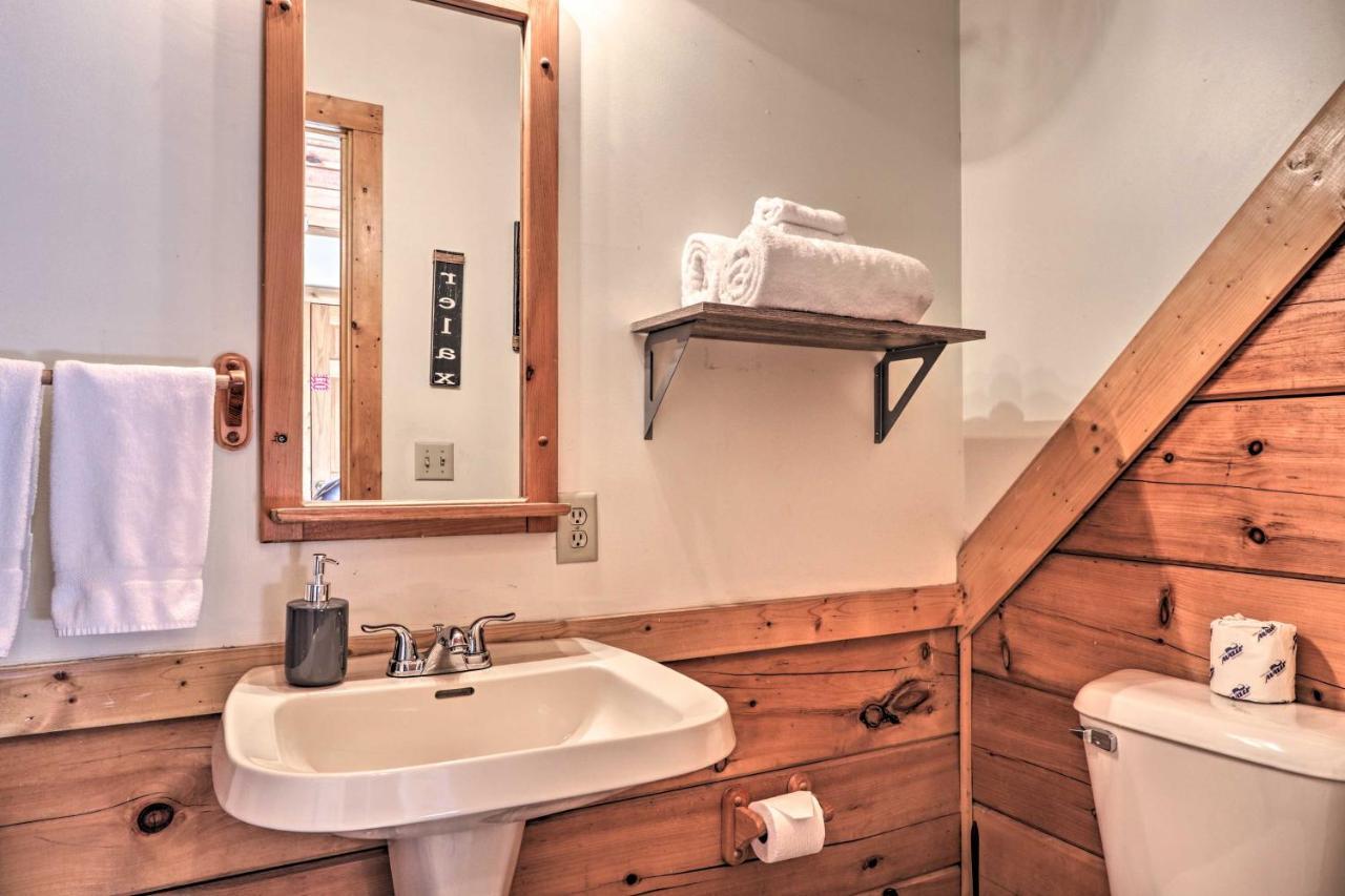 Cozy Cabin With Hot Tub In The Heart Of Pigeon Forge Villa Esterno foto
