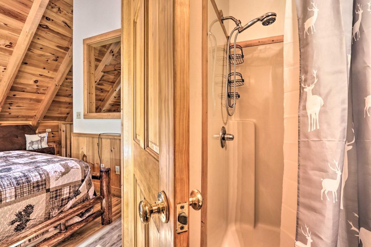 Cozy Cabin With Hot Tub In The Heart Of Pigeon Forge Villa Esterno foto